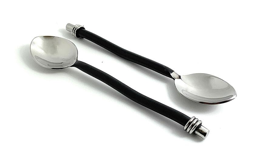 Vibhsa Black Silverware 18 Pc's Breakfast Set (Service for 6)