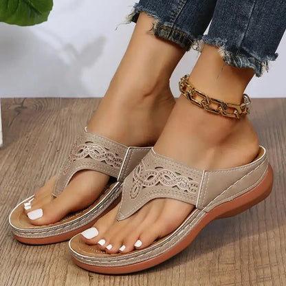 Women's Clip Toe Wedge Sandals