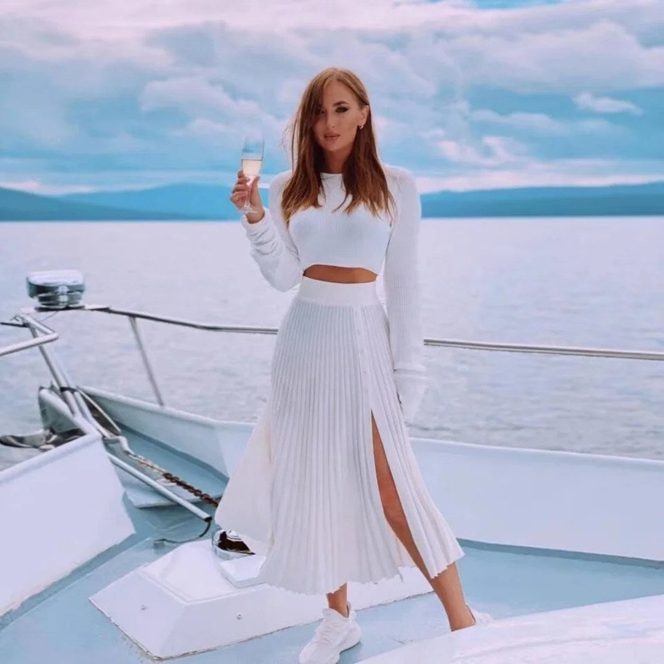 Chic Pullover - Knitted Pleated Skirt Suit High Slit Long Sleeve