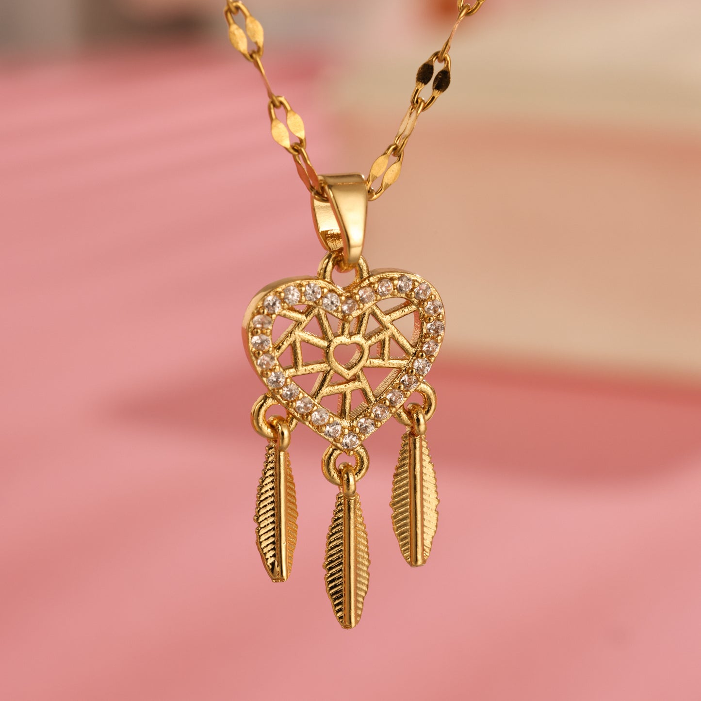 New Jewelry Tassel Dream Catcher Net Hollow Peach Heart Necklace Feather Pendant Korean Edition Jewelry