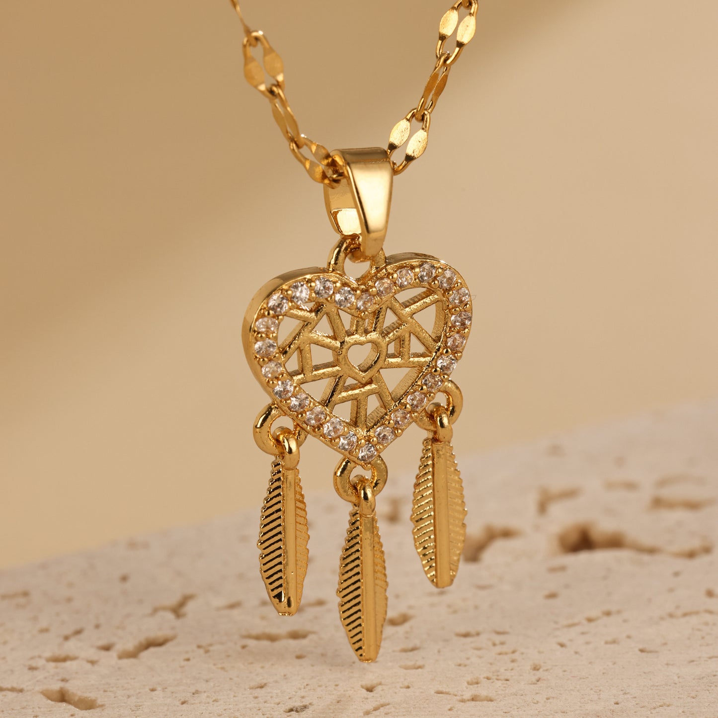 New Jewelry Tassel Dream Catcher Net Hollow Peach Heart Necklace Feather Pendant Korean Edition Jewelry