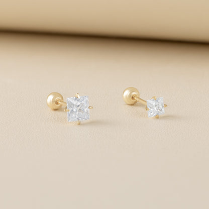 14K (58.5%) SOLID GOLD SQUARE CUBIC  PIERCING