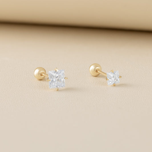 14K (58.5%) SOLID GOLD SQUARE CUBIC  PIERCING